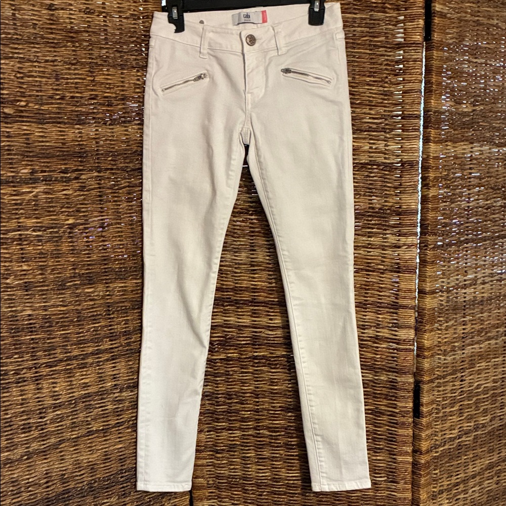 CAbi White Skinny Jeans with Zipper Pockets